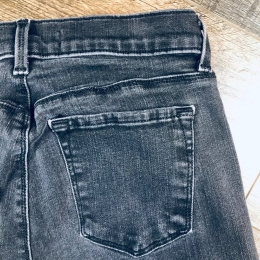J Brand Gray/Black Distressed Skinny Jeans (26)